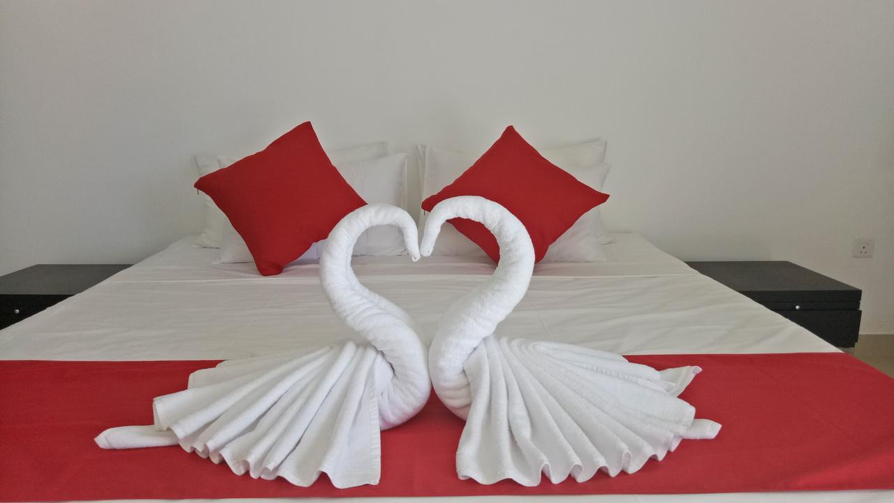 Grand Riverine Bed and Breakfast Kotugoda Εξωτερικό φωτογραφία