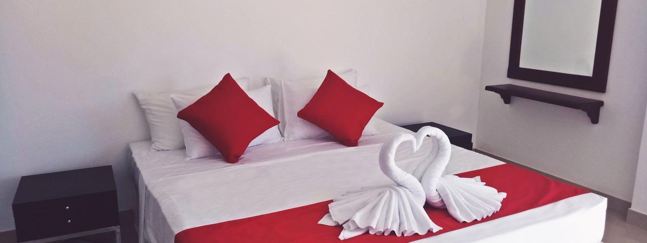 Grand Riverine Bed and Breakfast Kotugoda Εξωτερικό φωτογραφία