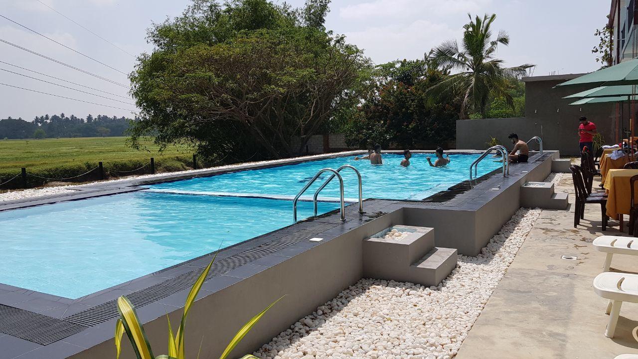 Grand Riverine Bed and Breakfast Kotugoda Εξωτερικό φωτογραφία